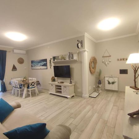 Luxury Beach House Torvaianica Exterior photo